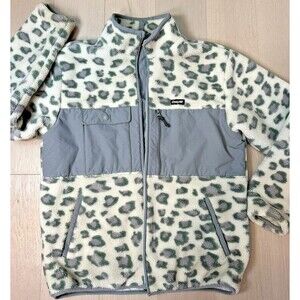 Only NY Sherpa Fleece Cozy All Season Layer Camo Animal Print Streetwear ZipUp M